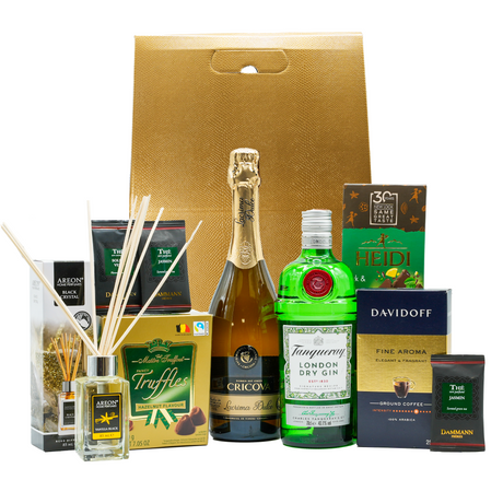 Beverages Cadou Winter Charm cu gin Tanqueray