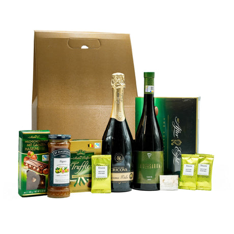 Beverages Cadou Light and Greenery cu vin