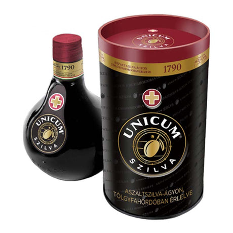 Beverages Lichior Unicum Szilva 34.5% 0.5L + Cutie