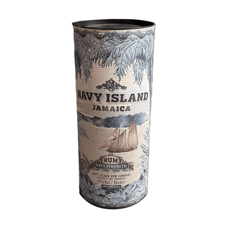 Beverages Rom Navy Island Strenght 57% 0.7L ETICHETĂ ZGÂRIATĂ