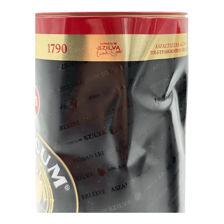 Beverages Lichior Unicum Szilva 34.5% 0.5L CUTIE DETERIORATĂ